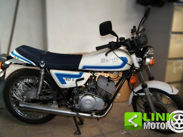 Afbeelding 1/7 van Benelli DUMMY (1991)