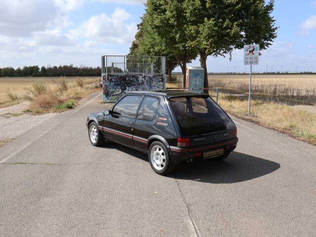 Peugeot 205 GTi 1.9