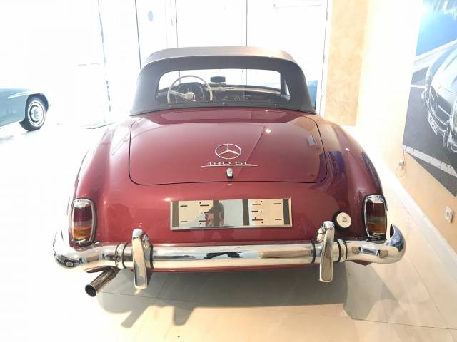 Mercedes-Benz 190 SL
