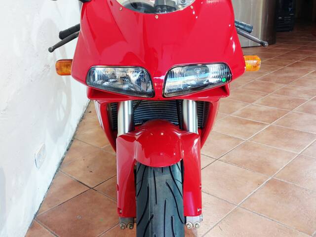 Ducati 916