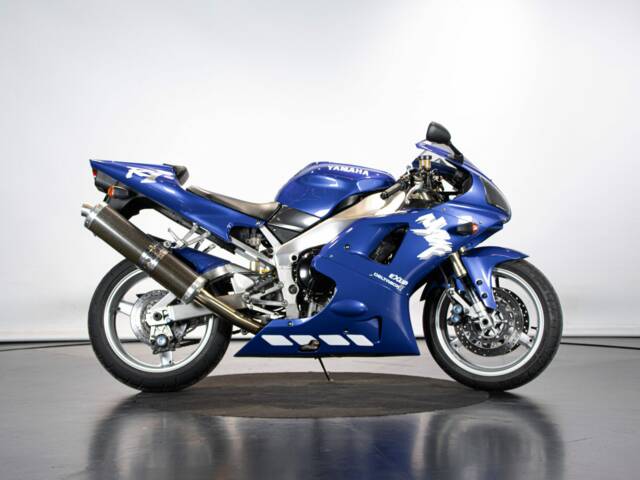 Yamaha YZF 1000 R1