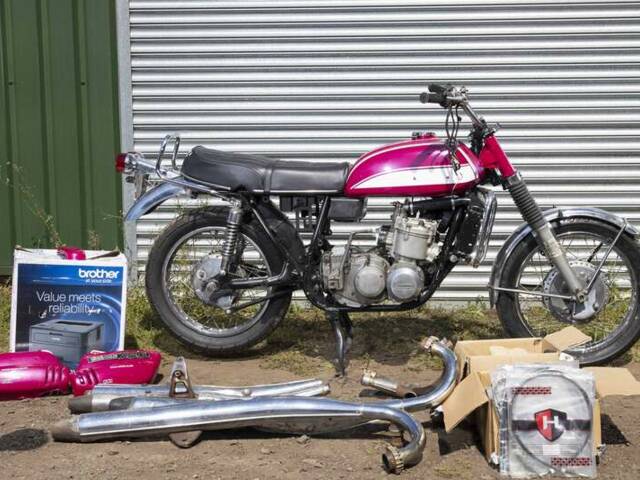 Suzuki GT 750