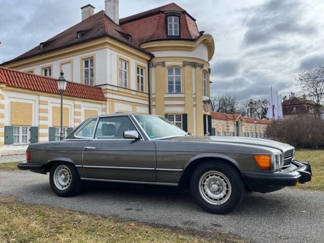 Mercedes-Benz 380 SL