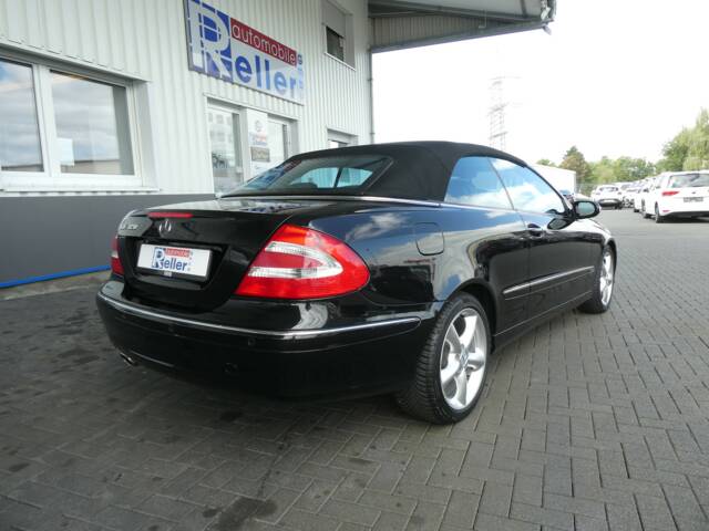 Mercedes-Benz CLK 320