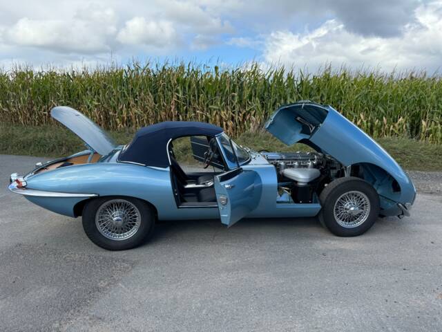 Jaguar E-Type 3.8 Flat Floor