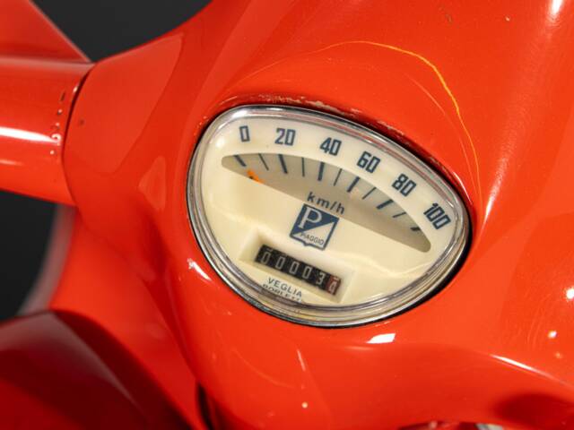 Piaggio Vespa 90
