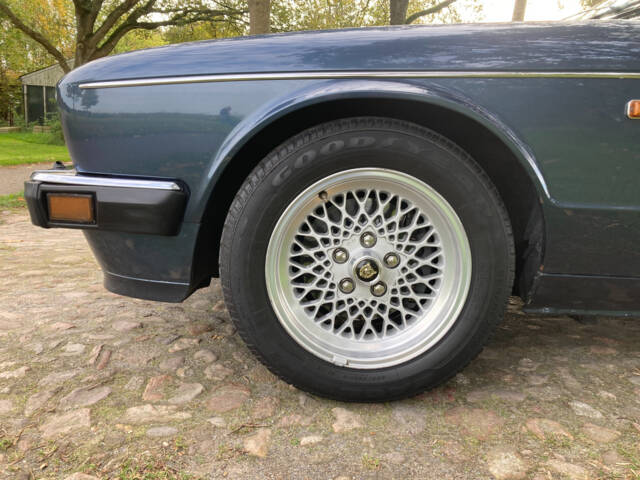 Jaguar XJ12 6.0