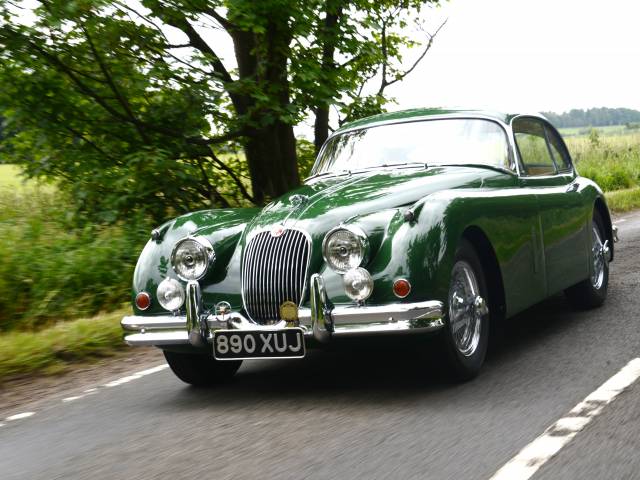 Jaguar XK 150 SE FHC - The pick up of the 'S' packaged configured engine is exhilarating, it transforms the car