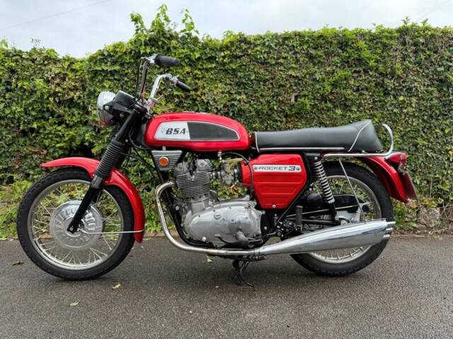 BSA A 75 Rocket 3
