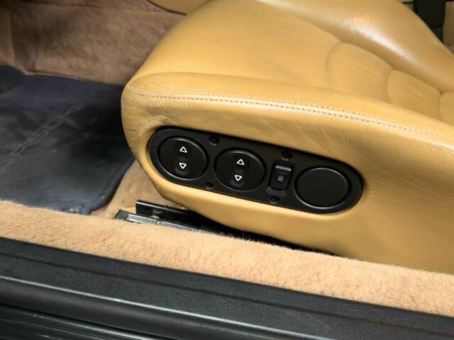 Porsche 911 Carrera