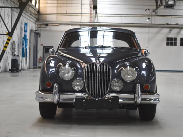 Jaguar Mk II 3.8