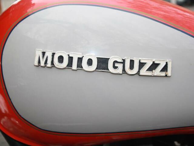 Moto Guzzi V35 C