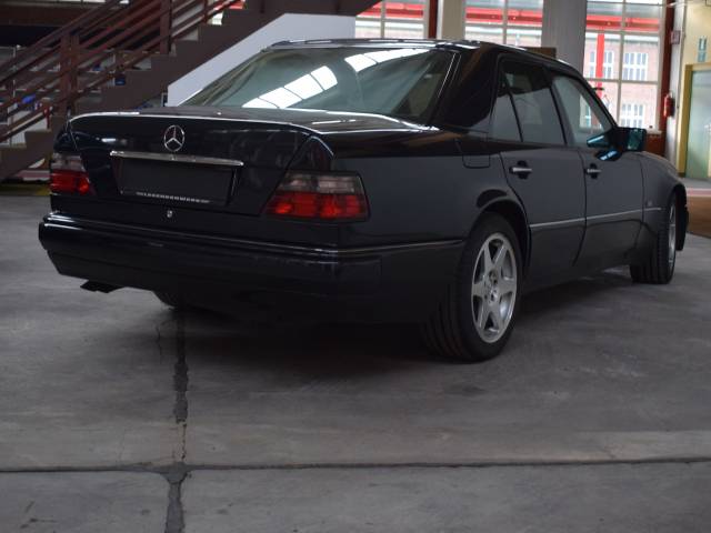 Mercedes-Benz E 500 Limited