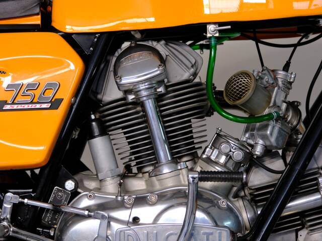 Ducati 750 Sport