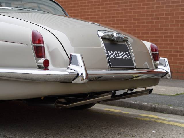 Jaguar Mk X 4.2