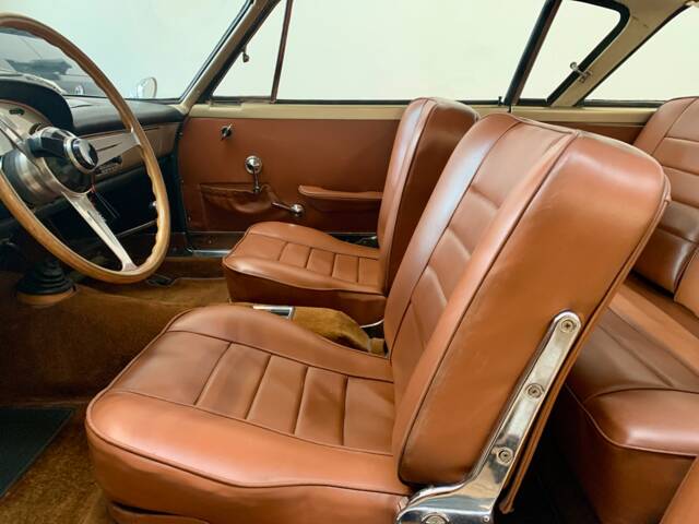 FIAT 2300 Coupe