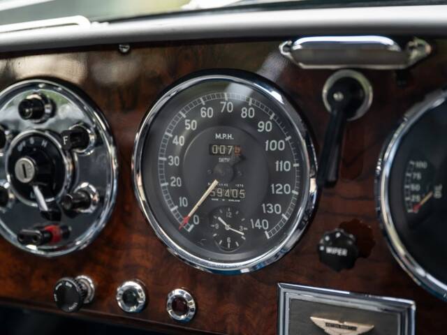 Aston Martin DB 2/4 Mk II