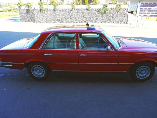 Mercedes-Benz 280 SE