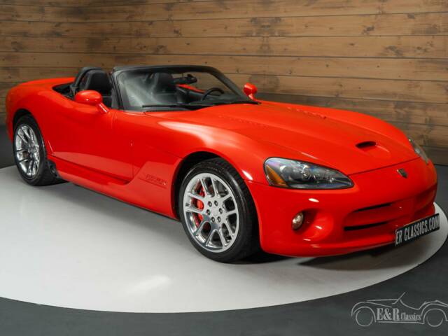 Immagine 1/6 di Dodge Viper SRT10 (2004)