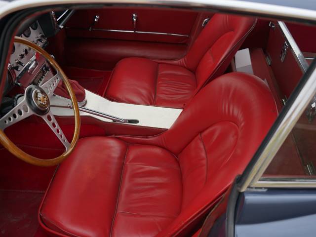 Jaguar E-Type 3.8