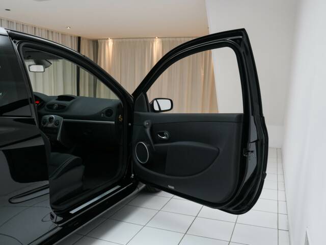 Renault Clio II 2.0 RS Cup