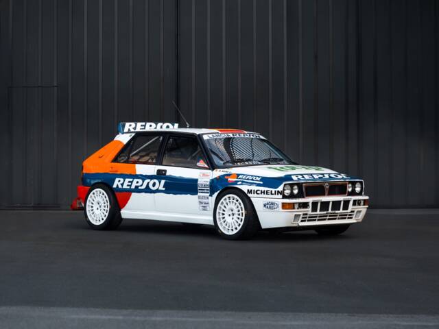 Immagine 1/10 di Lancia Delta HF Integrale (1991)