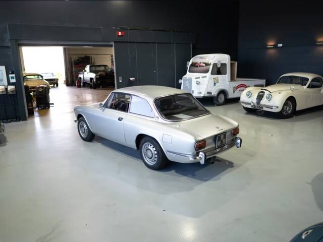 Alfa Romeo 1750 GT Veloce