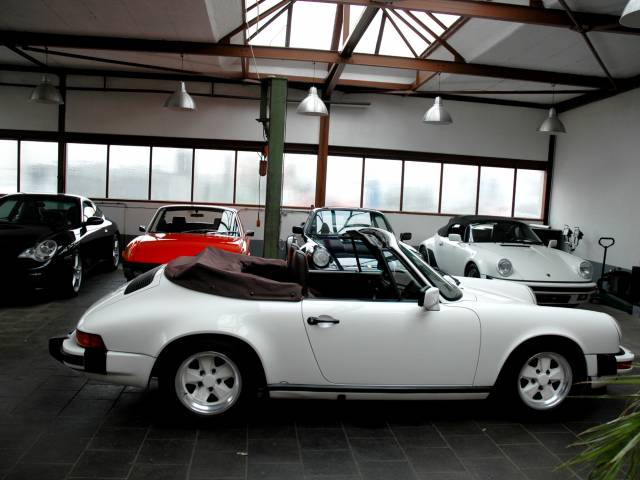 Porsche 911 Carrera 3.2