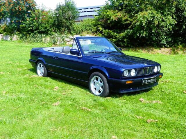 BMW 320i - BMW 320i Cabriolet (E30) 1992