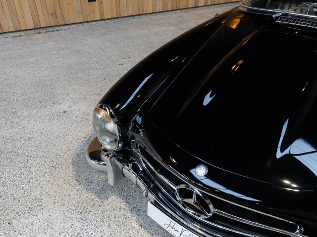 Mercedes-Benz 300 SL Roadster