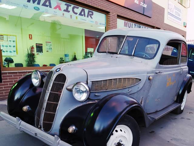 Immagine 1/9 di BMW 321 (1938)
