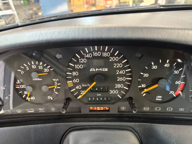 Mercedes-Benz 500 SL 6.0 AMG