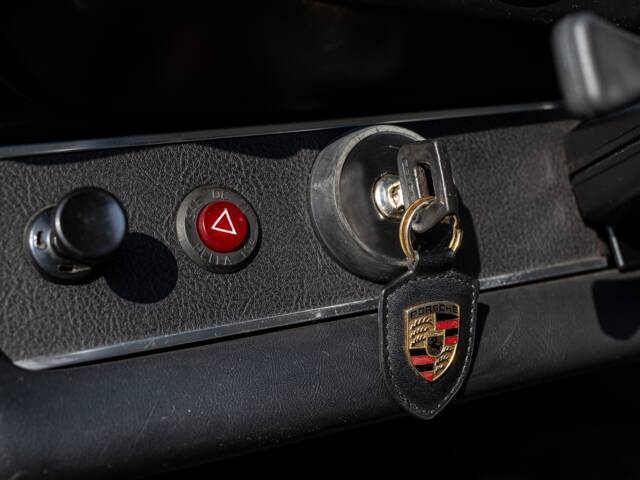 Porsche 911 2.4 T