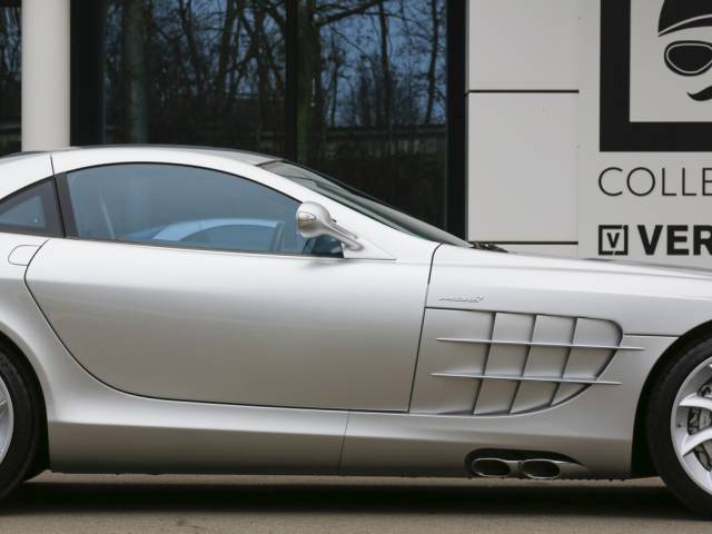 Mercedes-Benz SLR McLaren
