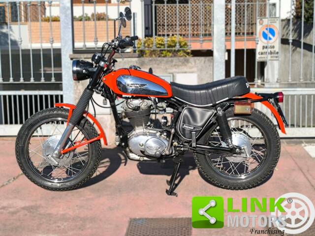 Bild 1/10 von Ducati DUMMY (1974)