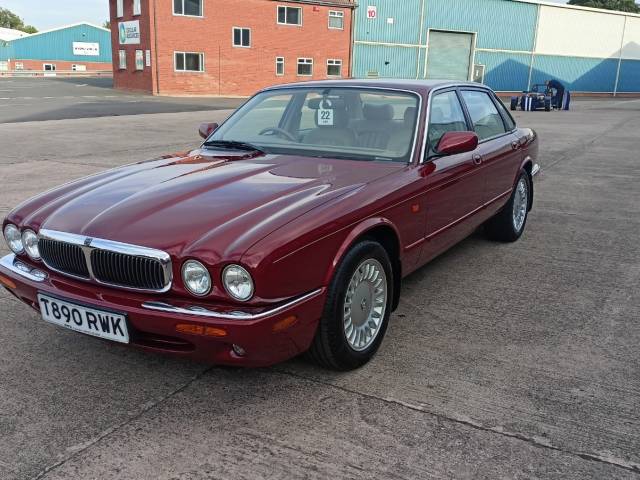 Jaguar XJ 8 Sovereign