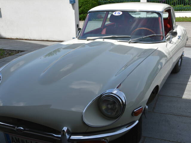 Immagine 1/13 di Jaguar E-Type (2+2) (1970)