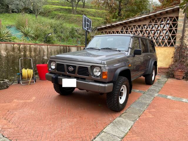Image 1/8 of Nissan Patrol TD (1990)