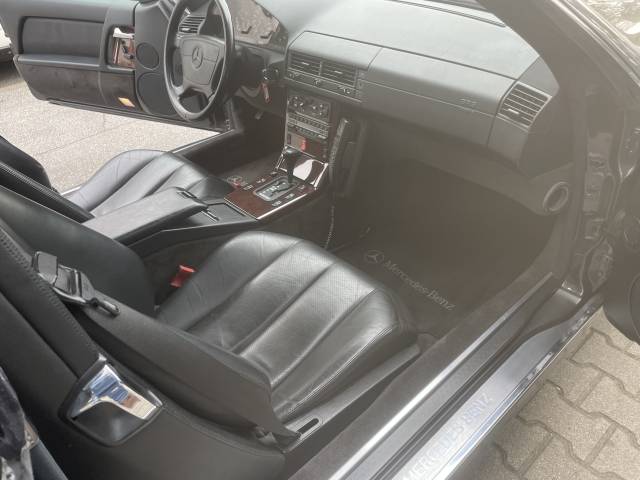 Mercedes-Benz 300 SL-24