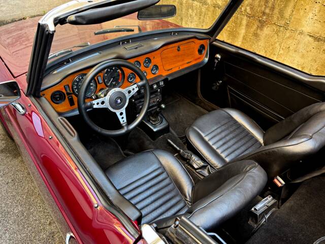 Triumph TR 6 PI