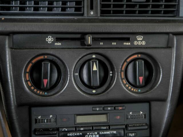 Mercedes-Benz 190 D 2.5