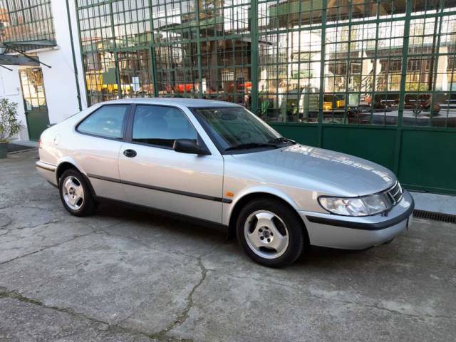 Imagen 1/25 de Saab 900 SE 2.0i 16V (1997)