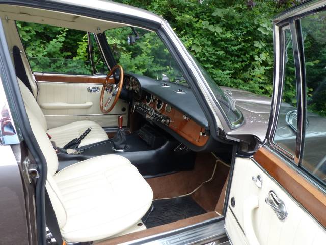 Maserati Quattroporte 4200