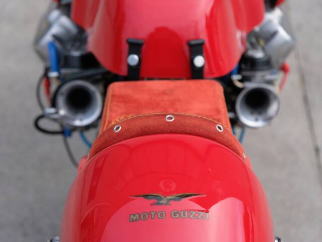 Moto Guzzi V7 850 GT