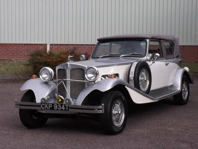 Image 1/16 of Beauford Belle (1979)