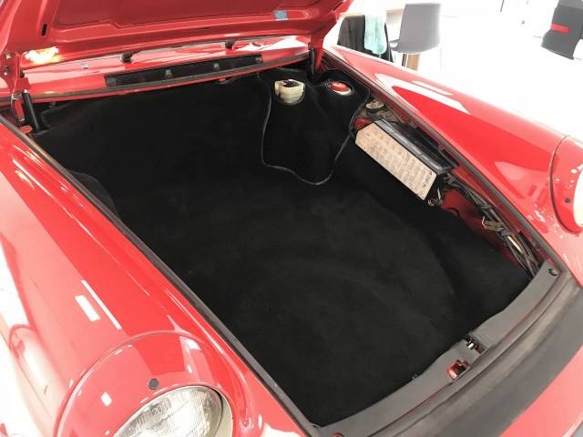 Porsche 911 Carrera 3.2 (WTL)
