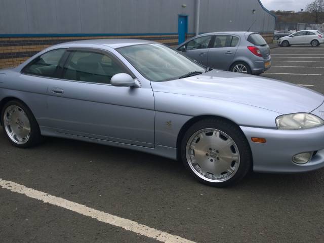 Image 1/19 of Toyota Soarer (1998)