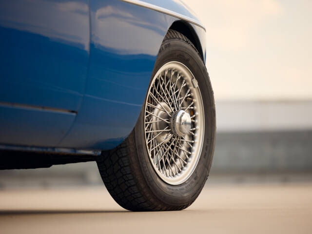 MG MGC GT