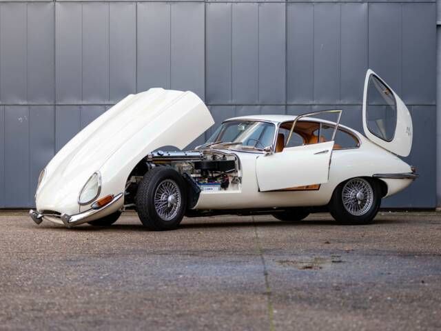 Jaguar E-Type 4.2