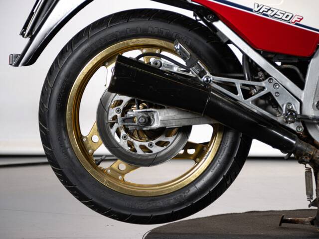 Honda VF 750